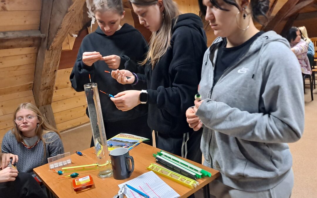 „Cerekwickie Spławiczki” uczestniczyły w warsztatach wędkarskich